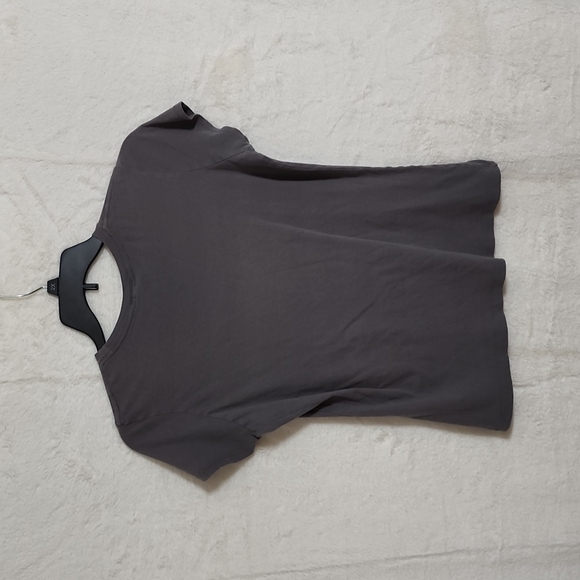 Weekend wear t-shirt "Lake Michigan" unsalted. XL gray w multicolored lettering - Picture 3 of 4